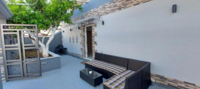Litsa Galaxy Apartment